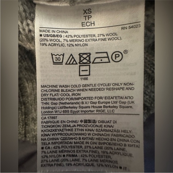 Banana Republic Italian Yarn Wool Blend Turtleneck – XS coastal, fisherman core - Picture 7 of 8